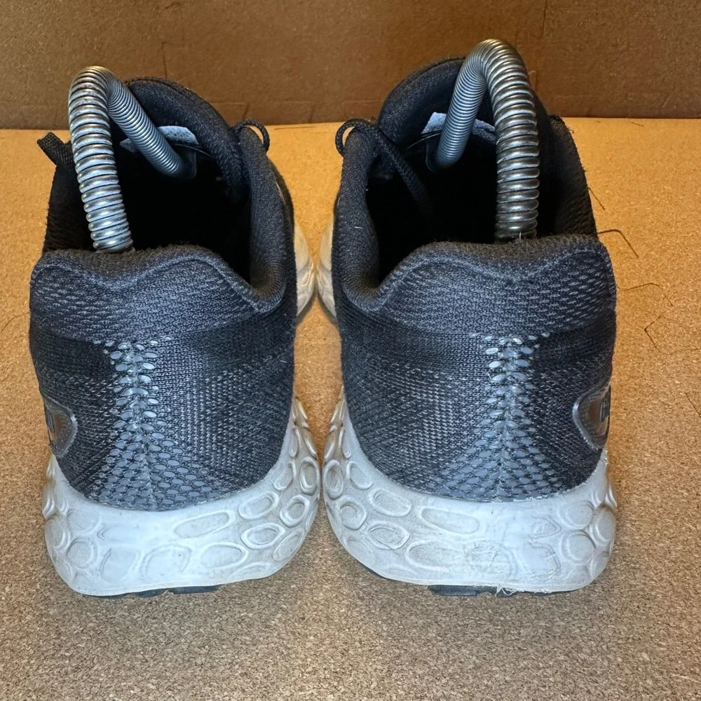 New Balance Fresh Foam 680v8 Womens Running Shoes Black White W680LK8 Size 8D